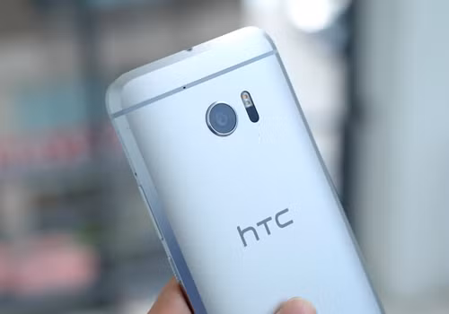 HTC 10 có camera bảo vệ bằng kính sapphire.