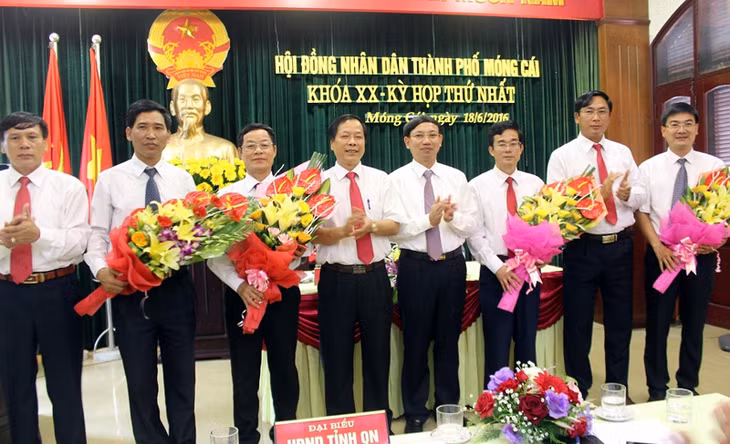 tặng hoa