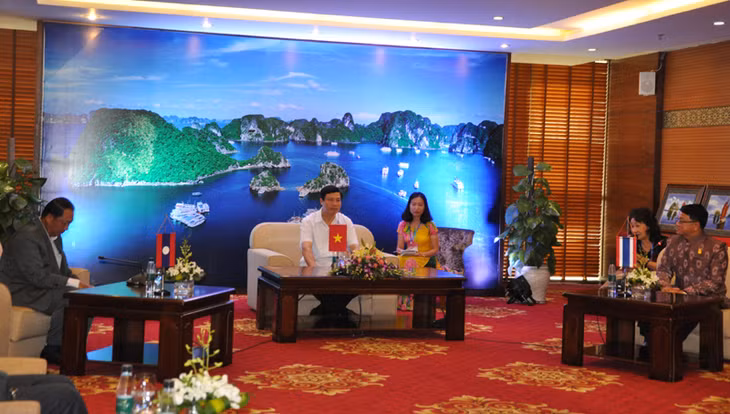 Quang cảnh buổi tiếp.