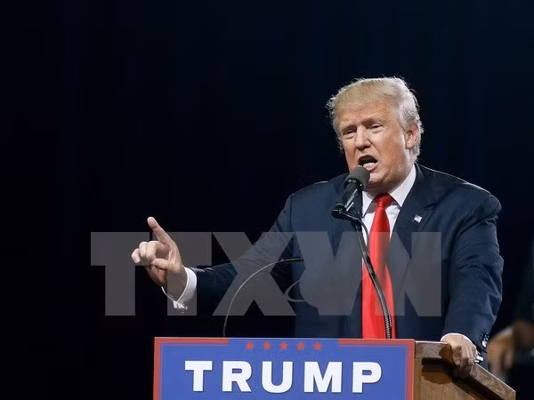 Ông Donald Trump phát biểu trong một chiến dịch vận động tranh cử ở Phoenix, Arizona ngày 18/6. (Nguồn: AFP/TTXVN)