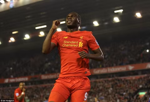  Tiền đạo Benteke không có chỗ đứng ở Liverpool nhưng vẫn được những ông lớn như Juventus hay Atletico Madrid khao khát
