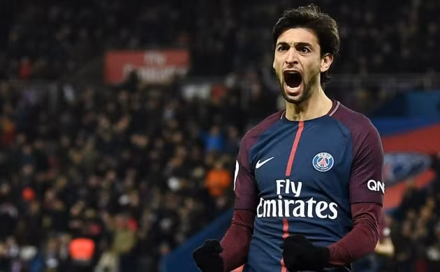  Pastore phủ nhận tin đồn rời PSG.