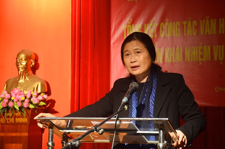 Đồng chí Đỗ Thị Hoàng, Phó Bí thư Thường trực Tỉnh ủy, phát biểu tại hội nghị.