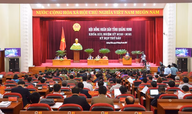 Quang cảnh Kỳ họp thứ 6 HĐND tỉnh khóa XIII.