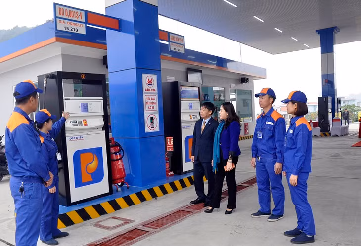 CHXD số 125 đơn vị đầu tiên trong cả nước bán dầu DO 0,001S-V 