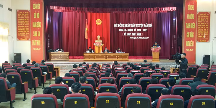 Quang cảnh kỳ họp.
