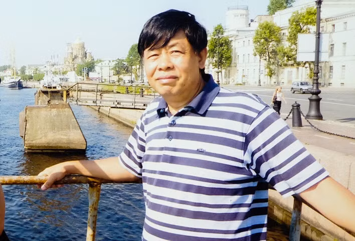 Trần Cẩm trong một lần làm phim ở nước ngoài.