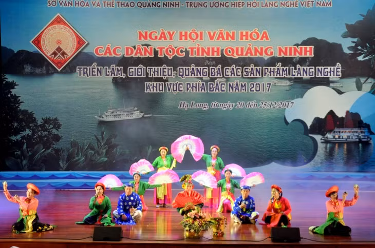 các tiết mục văn nghệ đặc sắc nhất được lựa chọn công diễn.