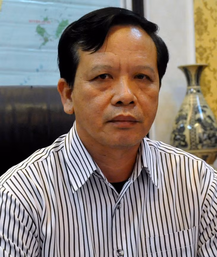 Ông Khánh