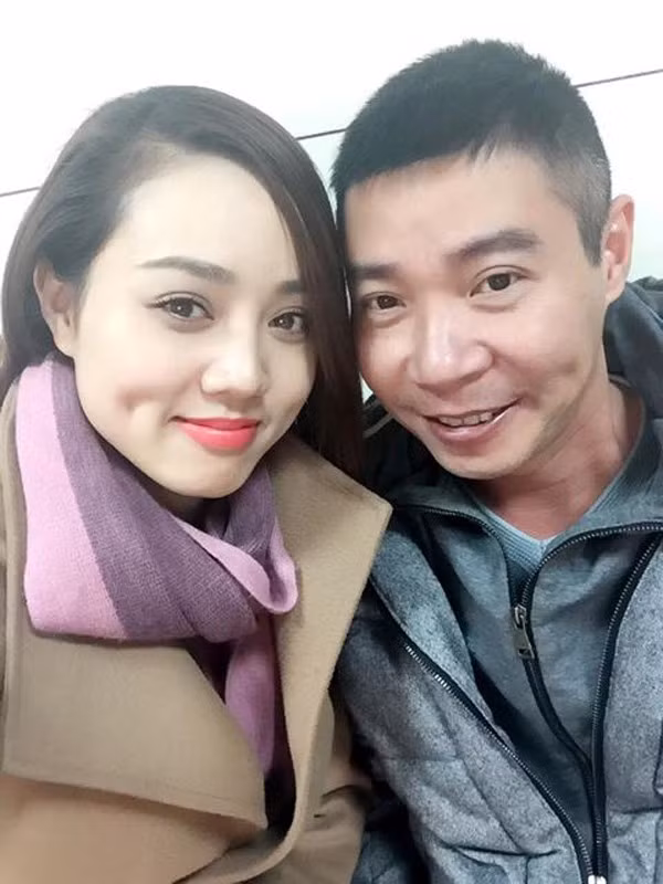 Công Lý và người yêu hiện tại. Anh đã cầu hôn nhưng cô gái vẫn chưa gật đầu.