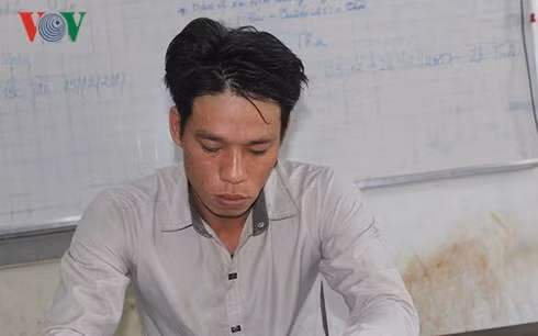 Nguyễn Hữu Sang tại cơ quan công an.