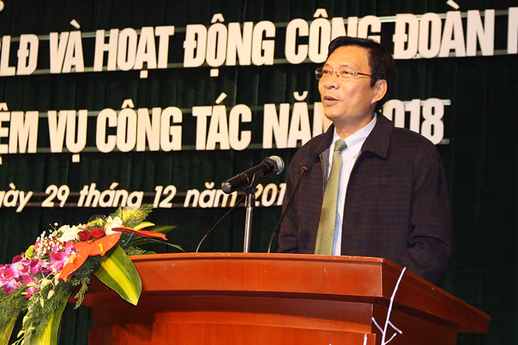 Đồng chí Bí thư Tỉnh ủy phát biểu tại hội nghị.