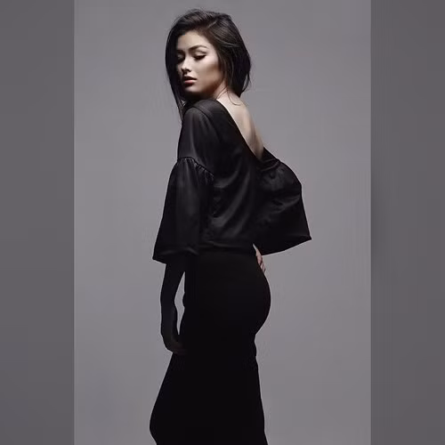 Chia sẻ về trung tâm chăm sóc sức khỏe này của mình, Liza Soberano nói rằng cô muốn coi công việc chăm sóc sức khỏe như một suy nghĩ, một lối sống và một nghi thức của bản thân./.
