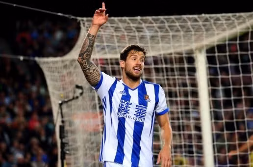  Man City sắp có được sự phục vụ của trung vệ Inigo Martinez.