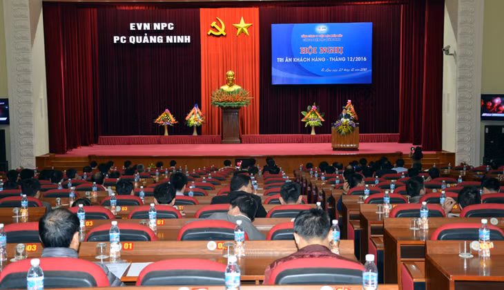 Quang cảnh hội nghị.
