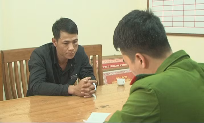 Đối tượng Nguyễn Văn Dương tại cơ quan Công an.