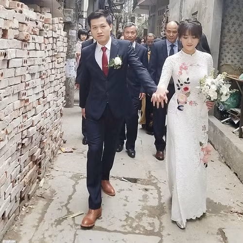 MC Trần Ngọc và bà xã Mai Phương.