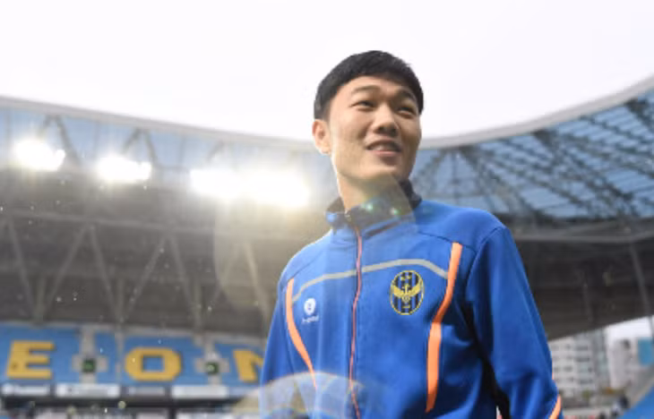 Xuân Trường được tạo điều kiện để thi đấu nhiều hơn cho Gangwon FC trong năm 2017.