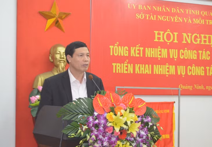 Đồng chí Nguyễn Đức Long, Phó Bí thư Tỉnh ủy, Chủ tịch UBND tỉnh phát biểu chị đạo tại hội nghị