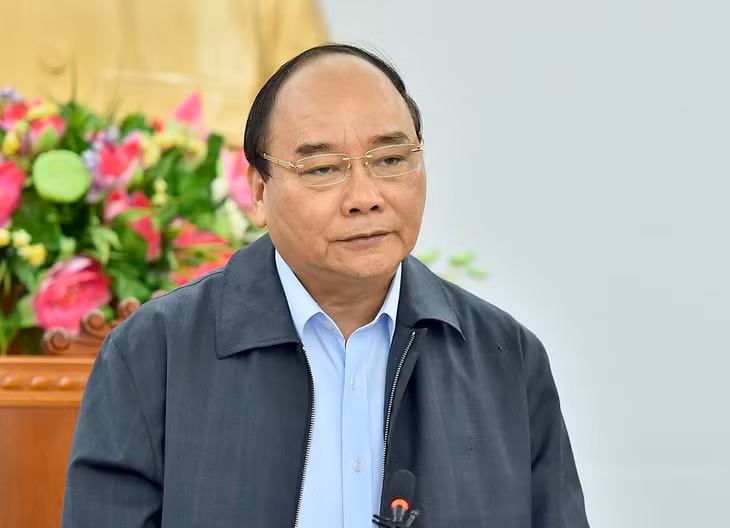 Thủ tướng chuyển lời thăm hỏi ân cần của lãnh đạo Đảng, Nhà nước, Mặt trận Tổ quốc Việt Nam đến nhân dân 8 tỉnh miền Trung và tỉnh Gia Lai. Ảnh: VGP/Quang Hiếu