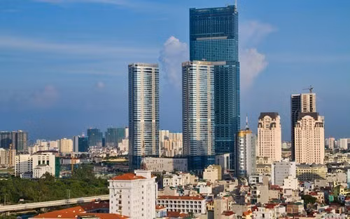 Phó viện trưởng Viện Nghiên cứu quản lý kinh tế Trung ương (CIEM) Trần Kim Chung, cho rằng thị trường bất động sản 2017 sẽ giảm nhiệt.