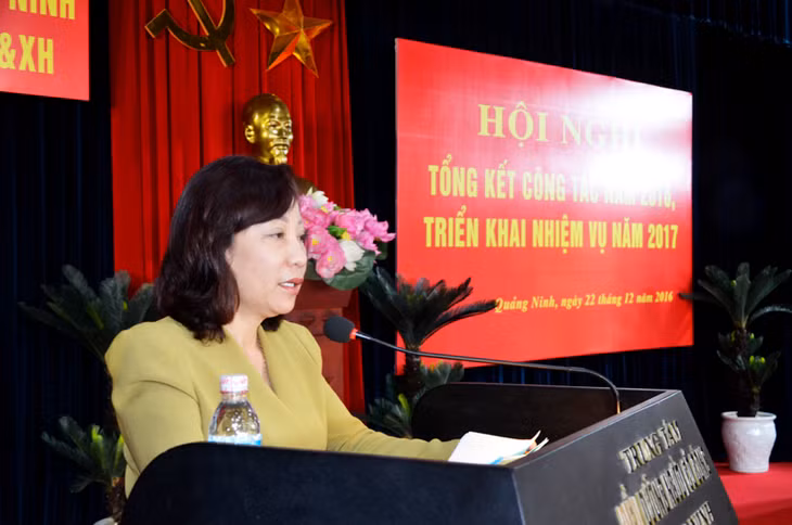 Đồng chí Vũ Thị Thu Thủy, Phó Chủ tịch UBND tỉnh phát biểu chỉ đạo tại hội nghị