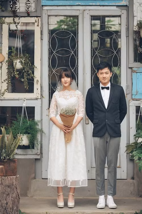 Ảnh cưới của cặp đôi được thực hiện tại Đà Lạt.