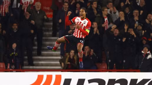  Van Dijk hạnh phúc tại Southampton. Ảnh: Sky Sports.