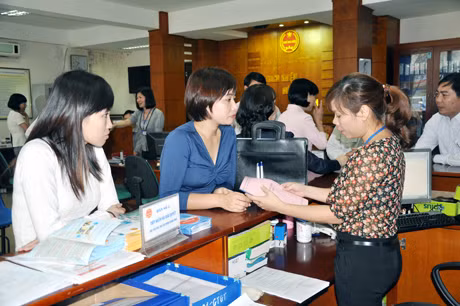 Bộ phận “một cửa” Cục Thuế tỉnh phục vụ khá tốt nhu cầu của cá nhân, tổ chức đến giải quyết công việc.