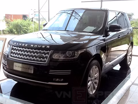 Mẫu xe Range Rover thế hệ thứ 4 mới xuất hiện tại Sài Gòn. Ảnh: N.D.