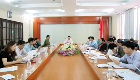Các đơn vị chức năng của TP Hạ Long họp bàn triển khai các nhiệm vụ phục vụ cho Lễ hội Carnaval Hạ Long 2013.