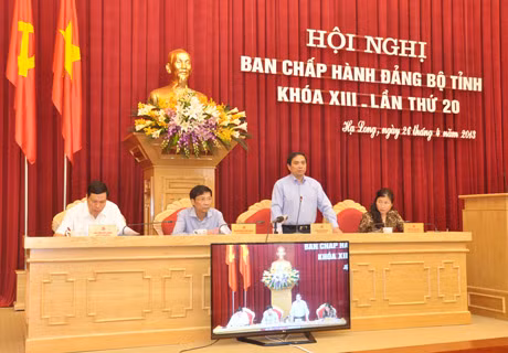 Đồng chí Bí thư Tỉnh ủy Phạm Minh Chính phát biểu kết luận hội nghị.