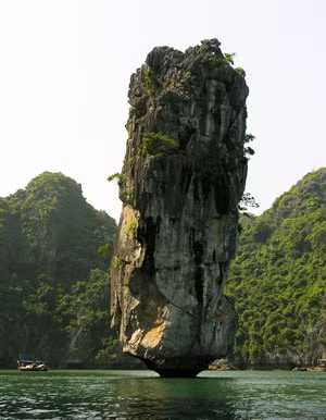 Vịnh Hạ Long được quảng bá tại Hội chợ Du lịch Quốc tế ASEAN 2012