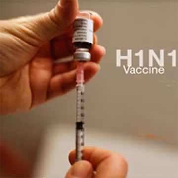 Tiêm vaccin là biện pháp hữu hiệu phòng bệnh cúm.