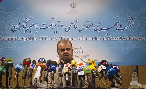  Bộ trưởng Dầu mỏ Iran – ông Rostam Qasemi