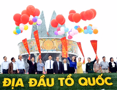 Thả thơ ở mũi Sa Vỹ.