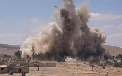 IS làm nổ một nhà tù quân sự tại thành phố cổ Palmyra (ảnh: AFP)