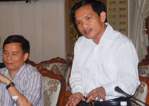 Cục Trưởng Mai Văn Trinh đồng ý kéo dài thời gian chỉnh sửa sai sót trong hồ sơ dự thi cho thí sinh.