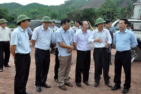 Kiểm tra tiên độ thi công đường Trục chính
