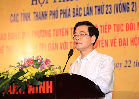 Nhà báo Nhị Lê, Phó Tổng Biên tập Tạp chí Cộng sản phát biểu
