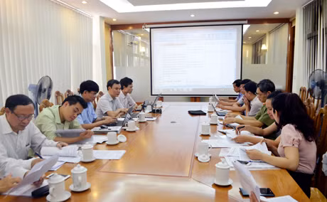 Quang cảnh cuộc họp