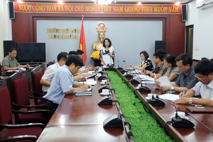 Quang cảnh cuộc họp.