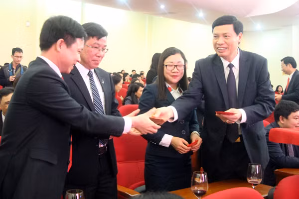 Chủ tịch UBND tỉnh Nguyễn Đức Long 