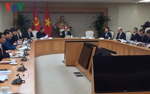 Buổi đối thoại của Chính phủ với doanh nghiệp ô tô tại Hà Nội sáng nay (Ảnh: Thu Hằng/VOV1)