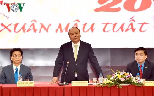 Thủ tướng phát biểu tại buổi gặp mặt.