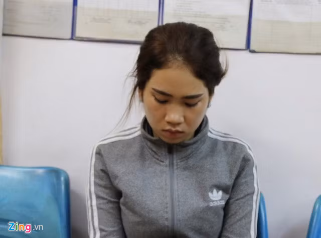 Linh bị bắt giữ khi vận chuyển thuốc lắc cùng bạn trai. Ảnh: C.A.
