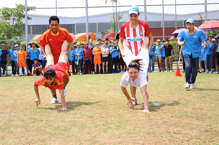 Hội thao mùa hạ hàng năm của Công ty. 