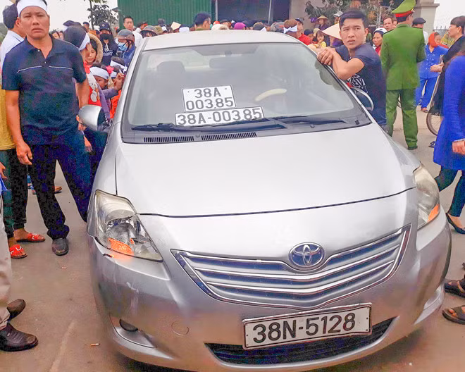 Chiếc xe gây tai nạn. Ảnh: Hoàng Dương.
