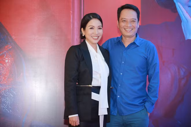 Anh Quân cho rằng nghệ sĩ không thể không có album phòng thu. Ảnh: NVCC.