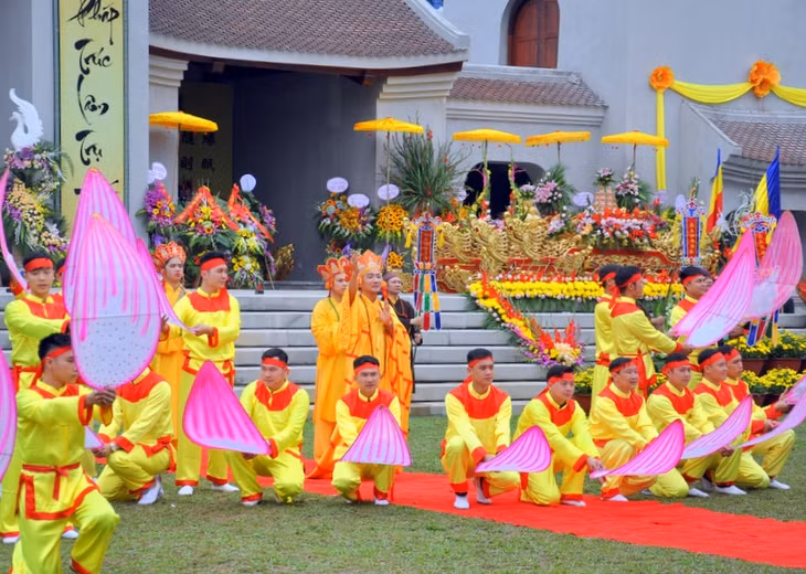 Diễn tích tái hiện công đức 